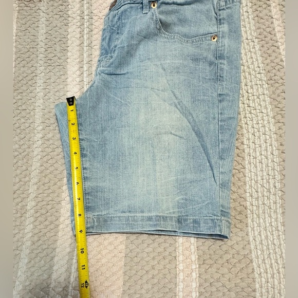 Mossimo suppplyco short - Picture 5 of 5